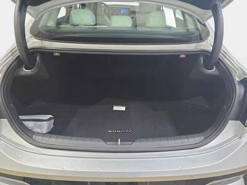 Used 2025 Hyundai Sonata Limited FWD image 28