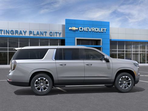New 2026 Chevrolet Suburban LT w/ Comfort Package RWD image 5