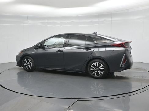 Used 2018 Toyota Prius Prime Plus image 6
