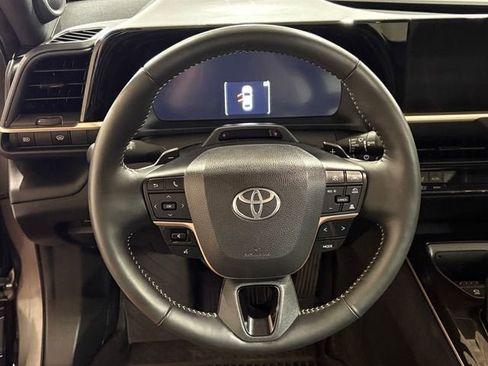 Used 2024 Toyota Crown Platinum AWD/4WD image 27