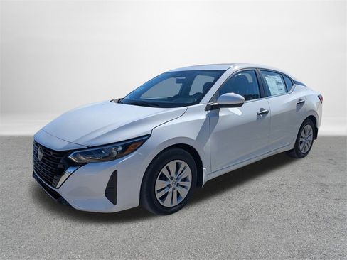 New 2025 Nissan Sentra S image 7