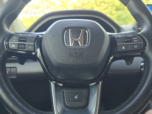 Certified 2023 Honda Pilot Touring image 30