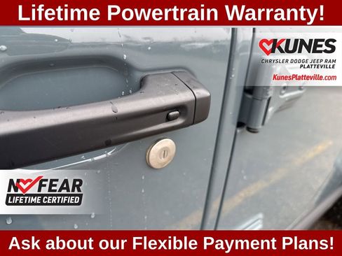 Used 2024 Jeep Gladiator Rubicon image 15