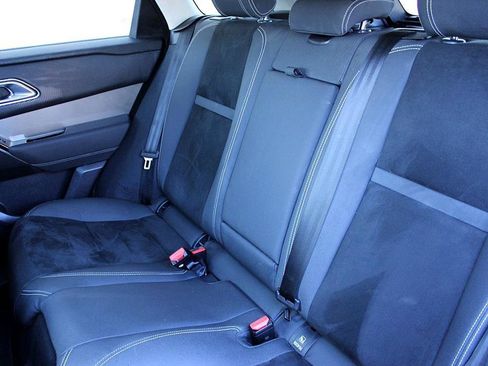 Used 2019 Land Rover Range Rover Velar image 21