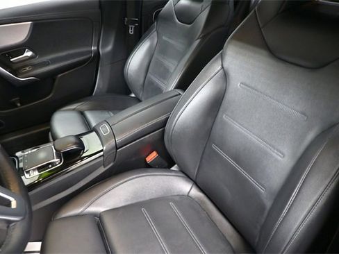 Used 2020 Mercedes-Benz CLA 250 4MATIC image 11