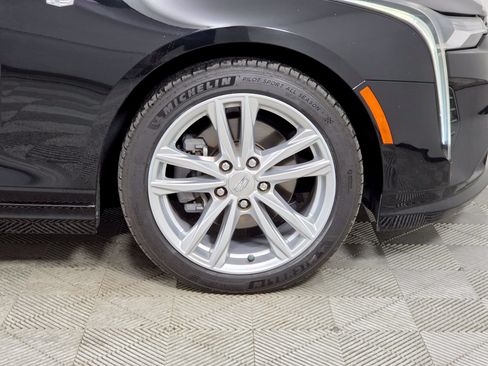 Used 2023 Cadillac CT4 Luxury RWD image 10