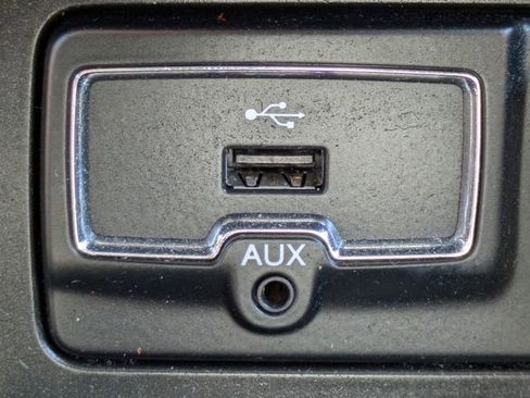 Used 2020 Jeep Renegade Sport FWD image 21