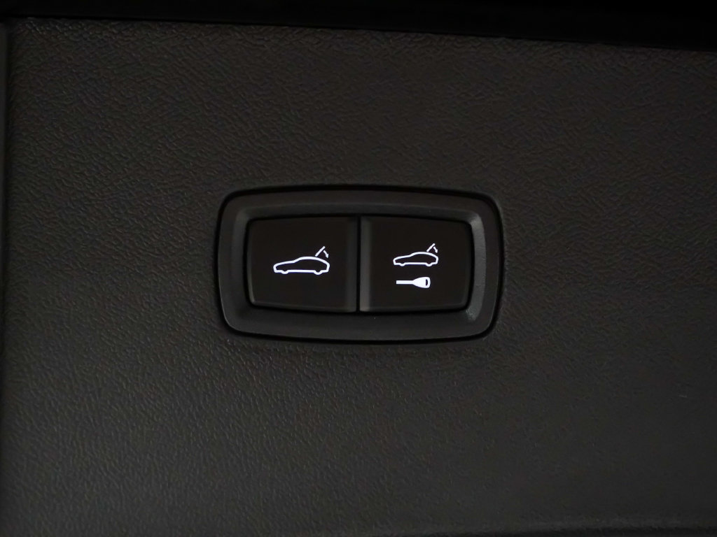 Certified 2026 Porsche Cayenne Coupe AWD/4WD image 32