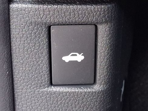 Certified 2024 Honda Accord LX image 27