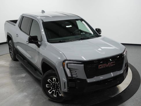 New 2026 GMC Sierra EV Elevation image 39