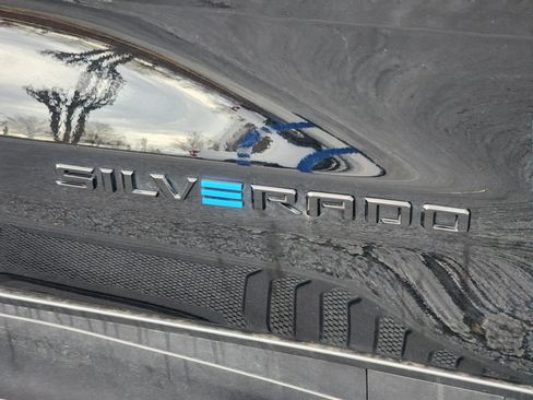 Used 2026 Chevrolet Silverado EV Trail Boss image 8