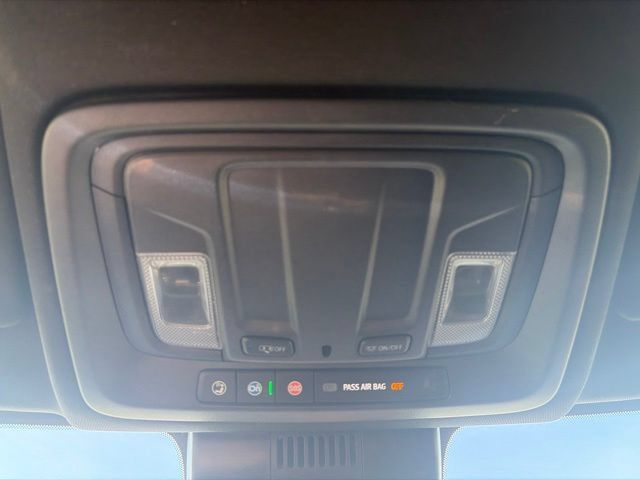 Used 2025 GMC Sierra 1500 AT4 AWD/4WD image 23