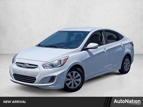 Used 2017 Hyundai Accent SE FWD image 1