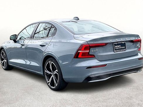 Used 2024 Volvo S60 B5 Core image 15