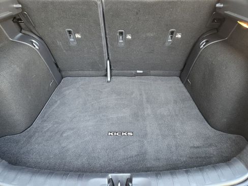 Used 2024 Nissan Kicks SR FWD image 21