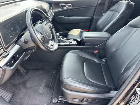 Used 2023 Kia Sportage EX FWD image 13
