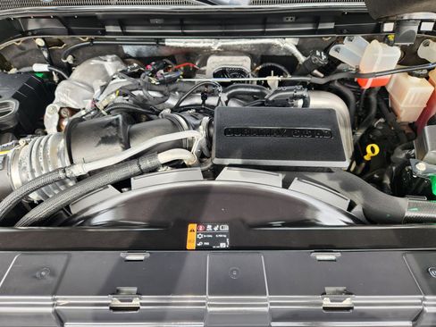 Used 2024 GMC Sierra 2500 AT4 w/ AT4 Preferred Package image 25