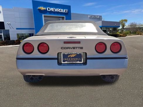 Used 1989 Chevrolet Corvette Convertible RWD image 17