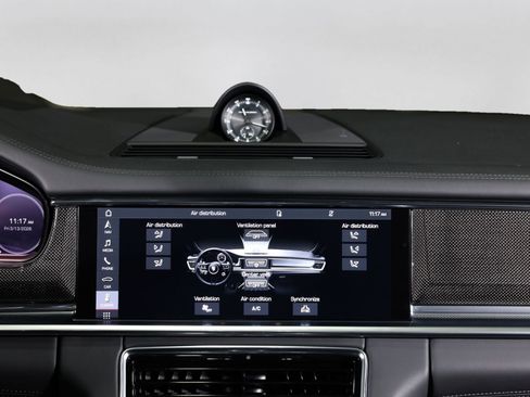 Used 2021 Porsche Panamera Turbo S w/ Assistance Package AWD/4WD image 46