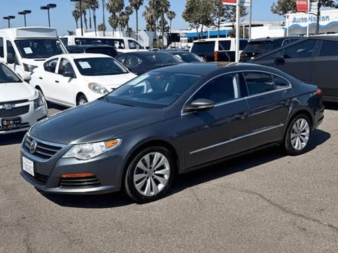 Used 2011 Volkswagen CC Sport FWD image 3