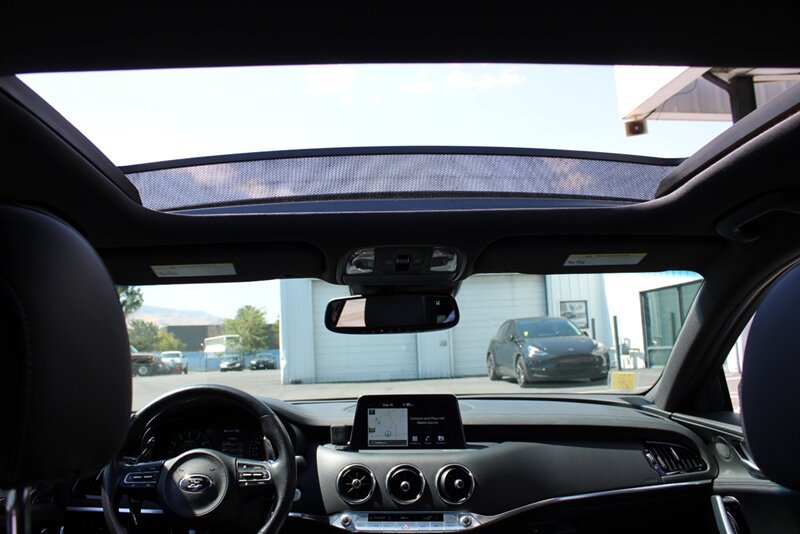 Used 2019 Kia Stinger GT2 AWD/4WD image 19