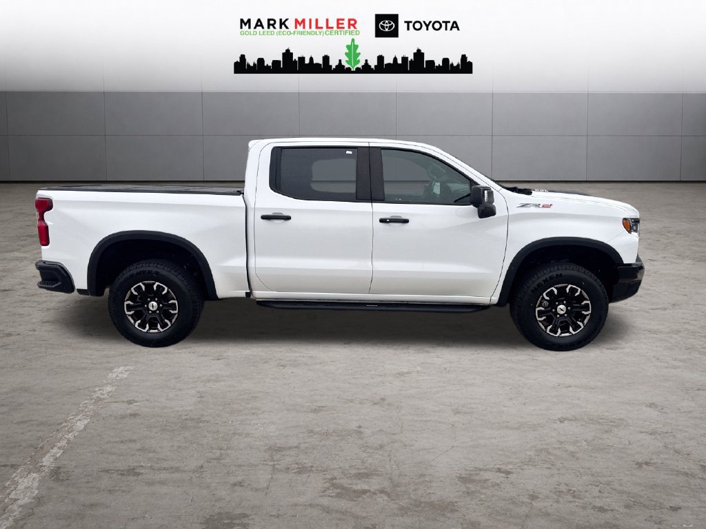 Used 2023 Chevrolet Silverado 1500 ZR2 w/ Technology Package AWD/4WD image 7
