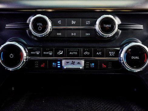 Used 2023 Ford F150 Raptor w/ Raptor Carbon Fiber Package image 22