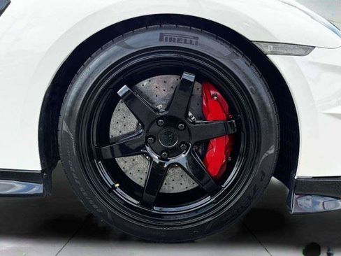 Used 2024 Nissan GT-R w/ Floor Mat Package AWD/4WD image 59