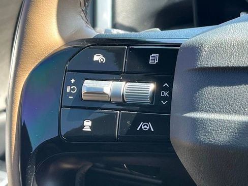 Certified 2026 Kia Sorento SX Prestige w/ Olive Brown Leather Package AWD/4WD image 34