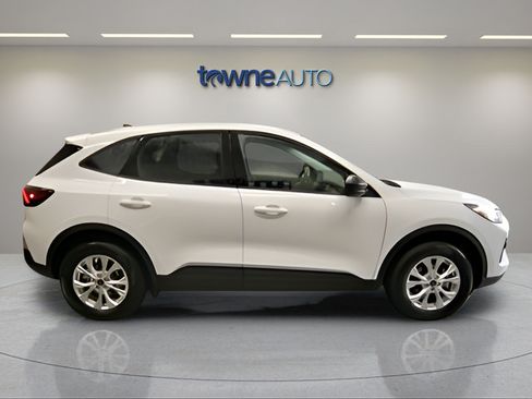 Used 2025 Ford Escape Active w/ Cold Weather Package AWD/4WD image 5