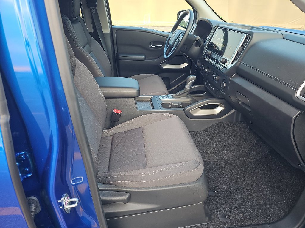 Used 2026 Nissan Frontier SV w/ Tow Package AWD/4WD image 8