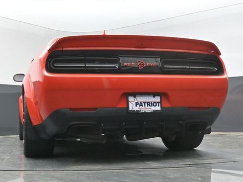 Used 2019 Dodge Challenger SRT Hellcat Redeye image 41