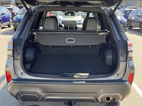 Used 2025 Subaru Forester Limited w/ Popular Package AWD/4WD image 9