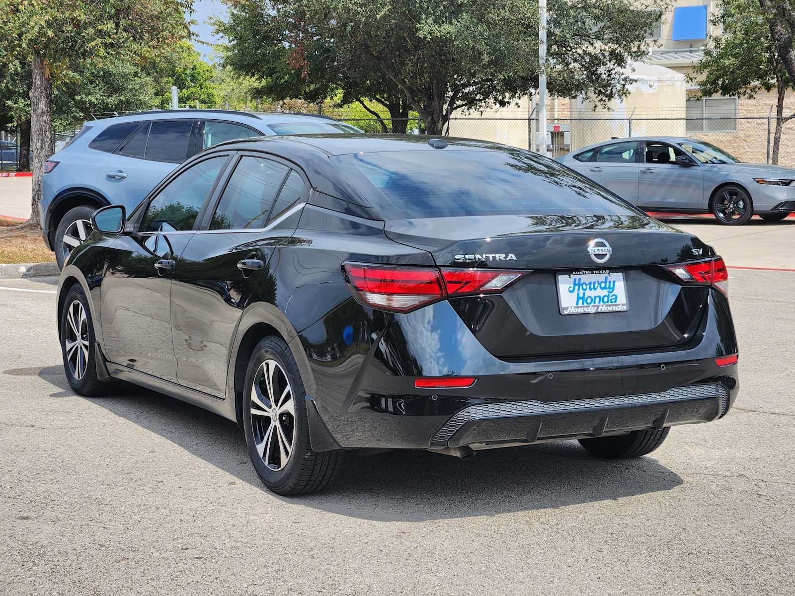 Used 2020 Nissan Sentra SV FWD image 5