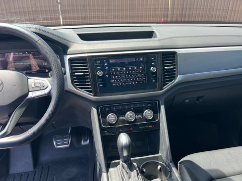 Used 2022 Volkswagen Atlas SEL Premium AWD/4WD image 19