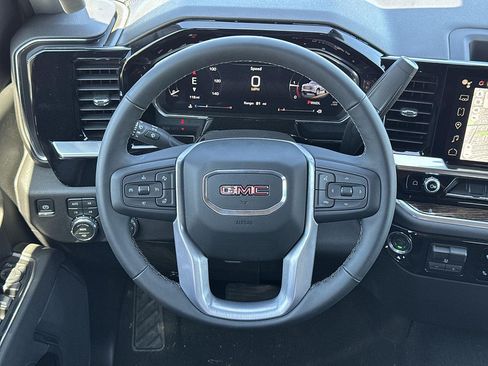 New 2026 GMC Sierra 1500 Elevation w/ X31 Off-Road Package AWD/4WD image 8
