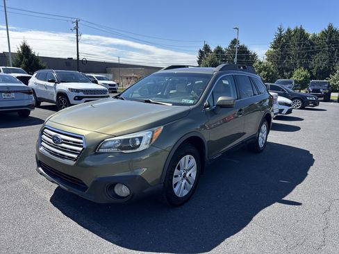Used 2016 Subaru Outback 2.5i Premium AWD/4WD image 25