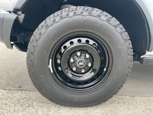 Used 2023 Ford Bronco Black Diamond AWD/4WD image 24