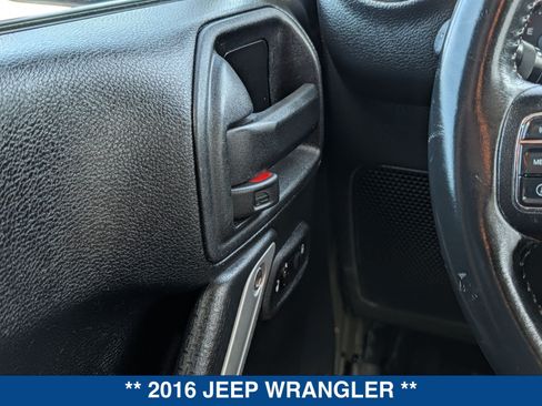 Used 2016 Jeep Wrangler Unlimited Sahara w/ Max Tow Package AWD/4WD image 24