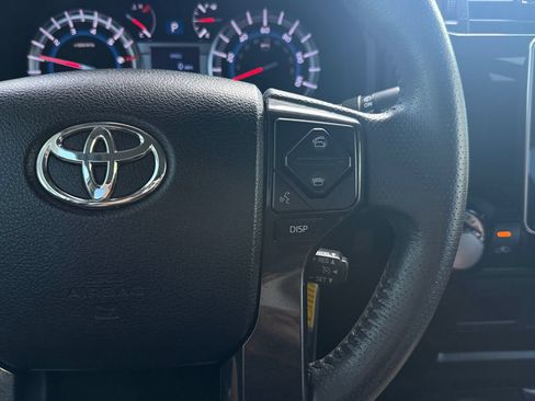 Used 2019 Toyota 4Runner TRD Off-Road AWD/4WD image 33