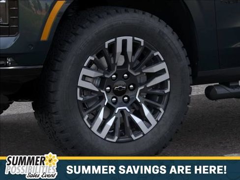 New 2026 Chevrolet Suburban Z71 w/ Comfort Package AWD/4WD image 9