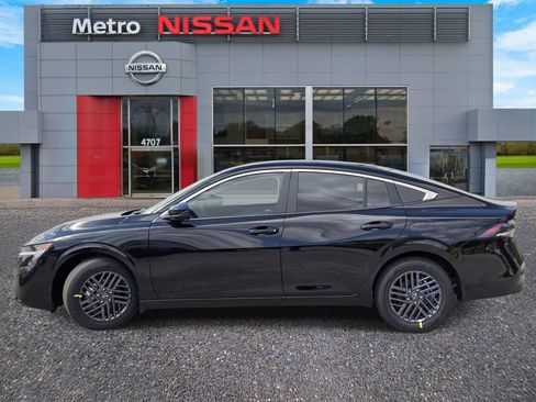 New 2026 Nissan Sentra SV w/ Floor Mat Package FWD image 3