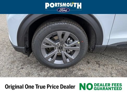 New 2026 Ford Explorer Active w/ Active Comfort Package AWD/4WD image 33