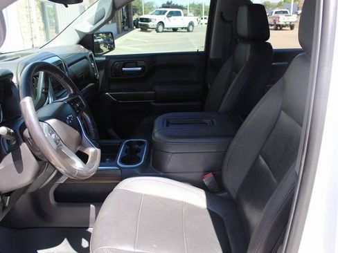 Used 2021 Chevrolet Silverado 1500 LT Trail Boss w/ Convenience Package II image 12