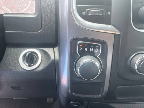 Used 2022 RAM 1500 Classic SLT RWD image 18
