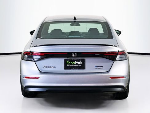 Used 2025 Honda Accord Sport image 7