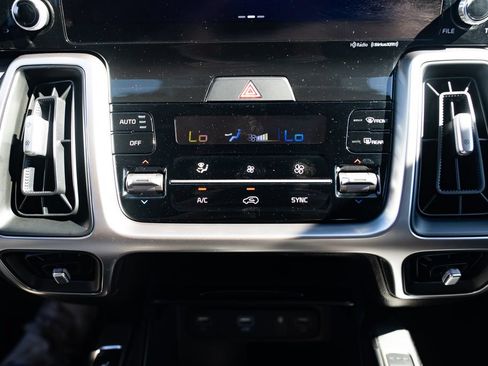 Used 2023 Kia Sorento X-Line EX AWD/4WD image 15