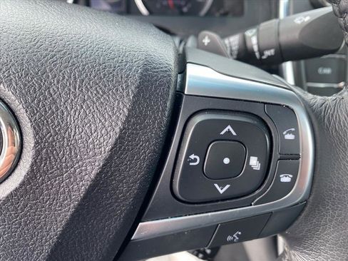 Used 2017 Toyota Camry SE image 13