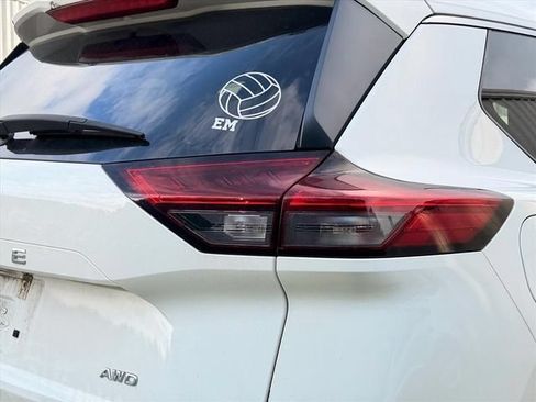 Used 2021 Nissan Rogue S AWD/4WD image 13