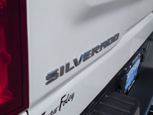 Used 2025 Chevrolet Silverado 1500 LTZ w/ Z71 Off-Road Package image 31